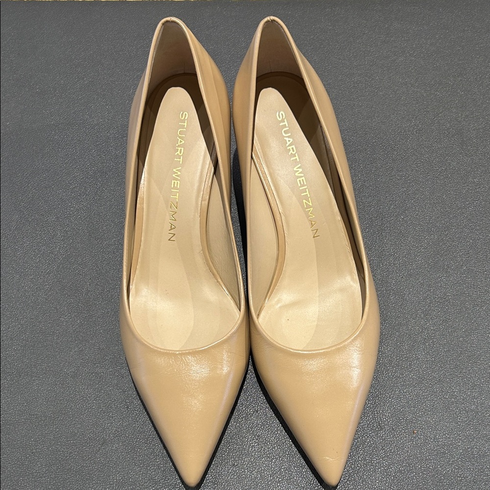 Stuart Weitzman Women’s Beige Pointed-Toe Leather Pumps